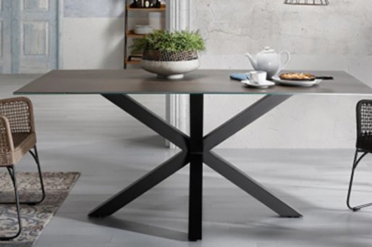 Image for Arya Dining Table